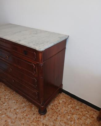  cassettone con ripiano in marmo