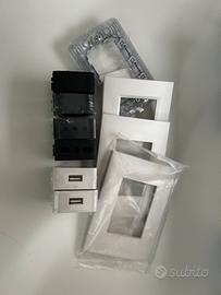 Lotto Bticino living light + moduli usb