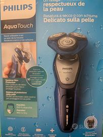 Philips rasoio Aquatouch con regolabarba