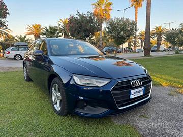 Audi A4 Avant 30 TDI/136 CV S tronic Business Adva