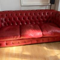 Divano chesterfield Arquati pelle fiore rosso