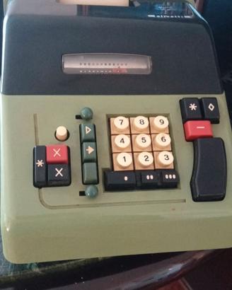 Calcolatrice olivetti multisumna 22 anni 60