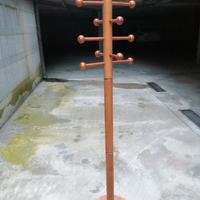 attaccapanni in legno 