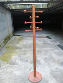 attaccapanni in legno 