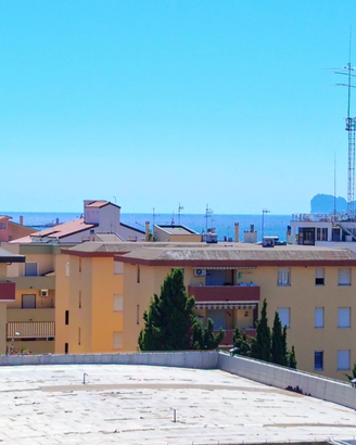 Alghero via Sant'Antioco appart +box+ terra