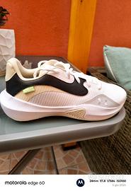 Under Armour UA Lockdown 7 Low, Scarpa da Basket
