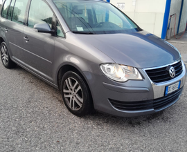 Volkswagen touran 1.9 tdi 7 posti permute