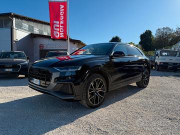 Audi Q8 50 TDI 286 CV QUATTRO Sport