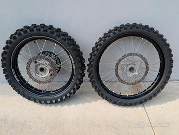 Set cerchi completi Yamaha cross
