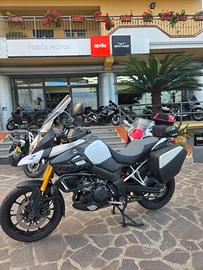 Suzuki V Strom 1000 NO CONPRIMISE Yoshimura