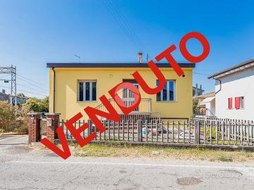 CASA INDIPENDENTE A VILLAFRANCA DI VERONA