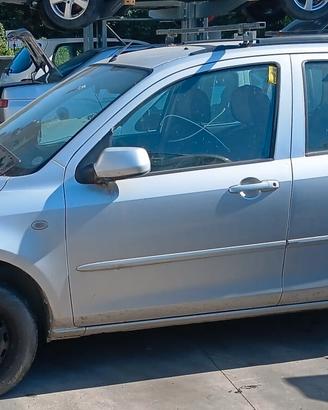 Ricambi usati Mazda 2 anno 2004