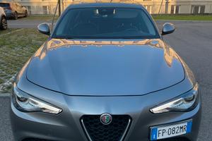 Alfa Romeo Giulia Super 180cv Q4