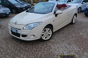 Renault Megane Mégane C-C 1.5 dCi 110CV Floride