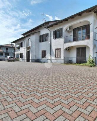 5 LOCALI A LIVORNO FERRARIS