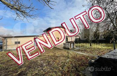 Villa o villino Castel di Sangro [C1 RCCMLA F8VRG]