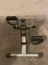 Pedaliera per gambe e braccia