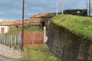 Terreno con rustico da rifare completamente