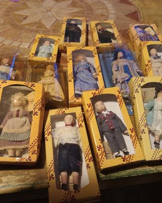 lotto 14 bamboline porcellana Del Prado Dolls hous