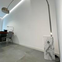 Lampada ad arco, Piantana da Terra, base in Marmo