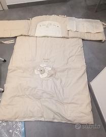 Trapunta con cuscino e paracolpi per culla