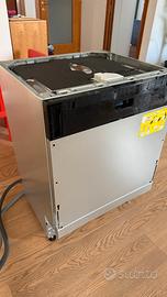 Lavastoviglie Electrolux USATA UN SOLO MESE