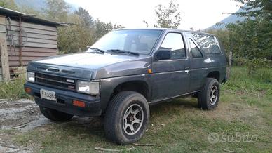 Nissan terrano