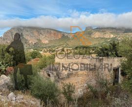 Magazzino con terreno a San Vito Lo Capo
