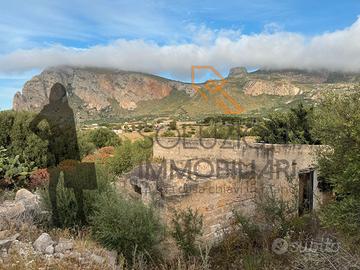 Magazzino con terreno a San Vito Lo Capo