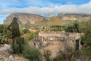 Magazzino con terreno a San Vito Lo Capo