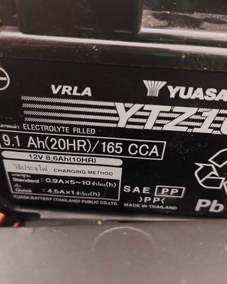 Batteria moto yuasa ytz10 originale