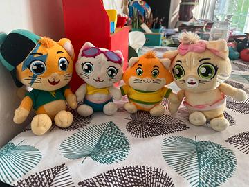 Peluches 44 gatti