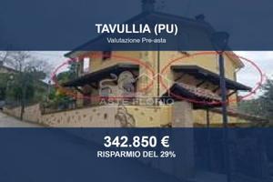 Immobile in asta di 326 m² con più di 5 locali e b