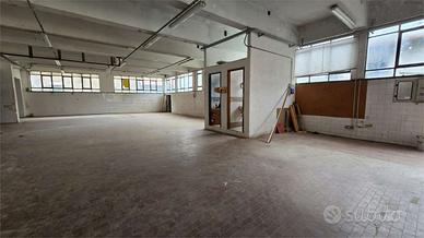 Stabile-Palazzo a Vergiate