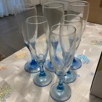 Calici in vetro azzurro