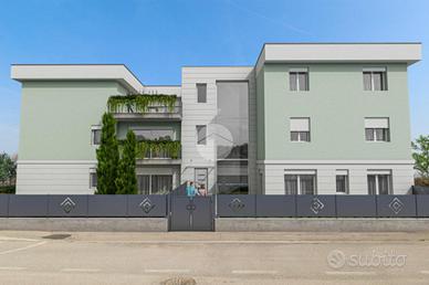 3 LOCALI A SAN GIOVANNI LUPATOTO