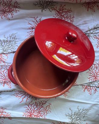 Tegame vintage in terracotta smaltata rossa