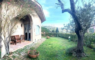 Villa di 110 m² con 4 locali a Casanova Lerrone