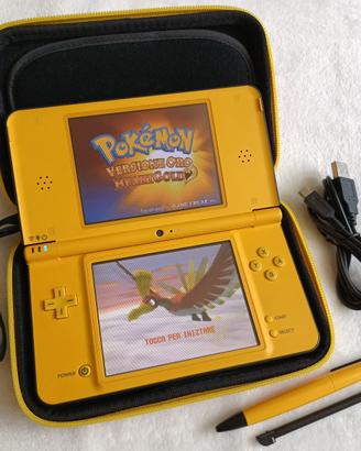 Nintendo DSi XL Yellow