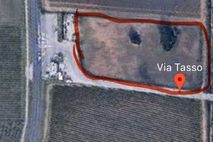 Terreno agricolo fronte strada