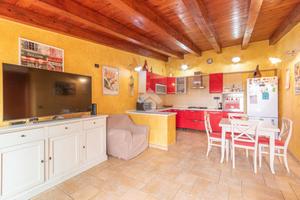 CASA SEMINDIPENDENTE A QUARTUCCIU