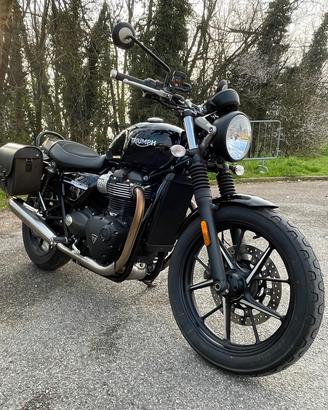 Triumph Street Twin pari al nuovo