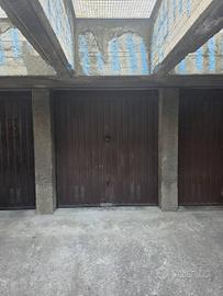 Box / Garage di 14 m² a Rho