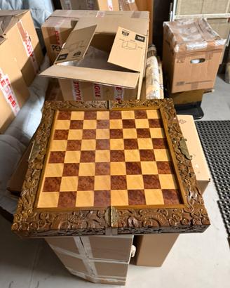 scacchiera in legno per gioco scacchi