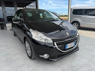 Peugeot 208 1.4 HDi 68 CV 5 porte Allure