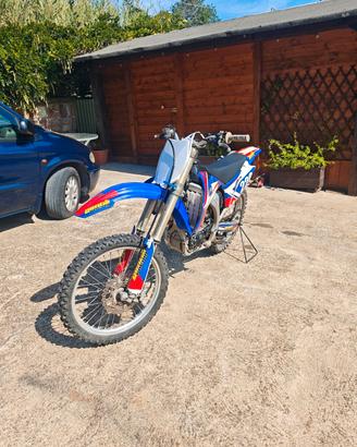 Yamaha yzf 250
