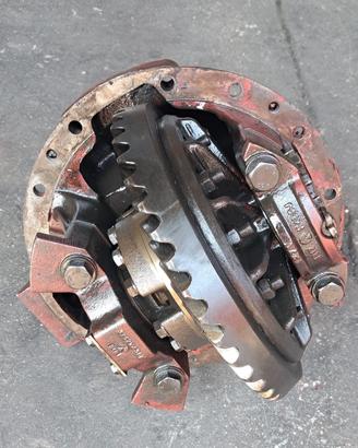 Differenziale eurocargo 150 / 180 MERITOR 140E