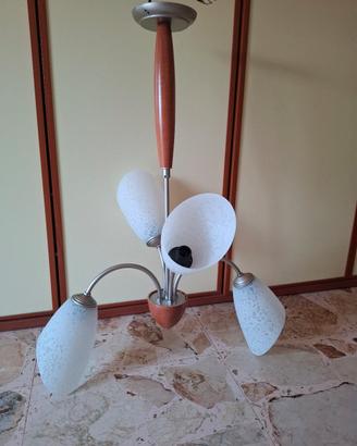 Lampada a sospensione.