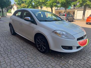 Bravo 1.6MJ 105 per neopatentati