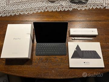 iPad Pro 9.7 128GB + Apple Pencil + Smart Keyboard